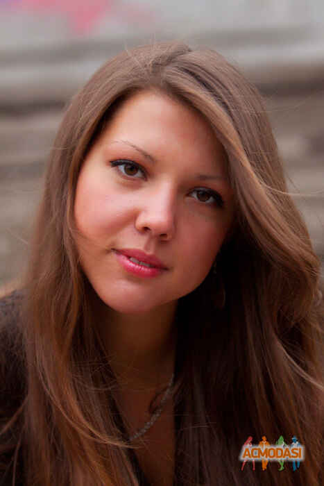 Алина Айдаровна Галиаскарова фото №108383. Загружено 21 Ноября 2011