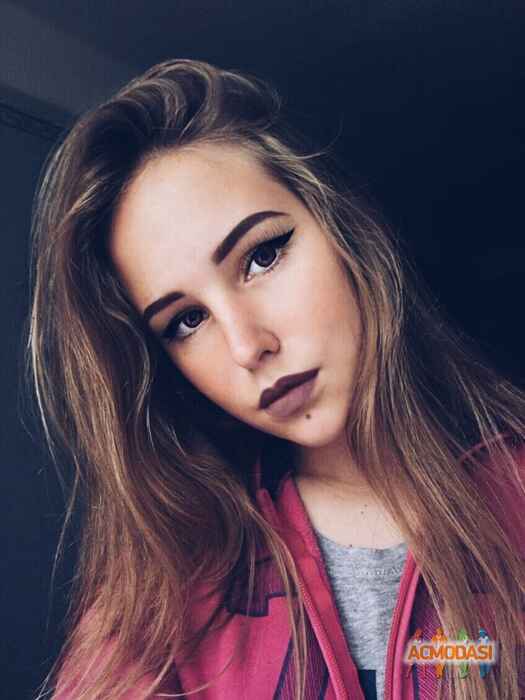 Nastya Olegovna Andrianova фото №1335423. Загружено 19 Июня 2018