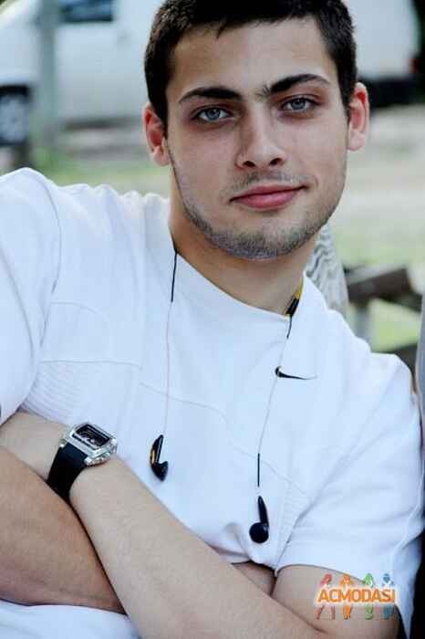 Армен Артурович Акопян фото №199897. Загружено 18 Мая 2012