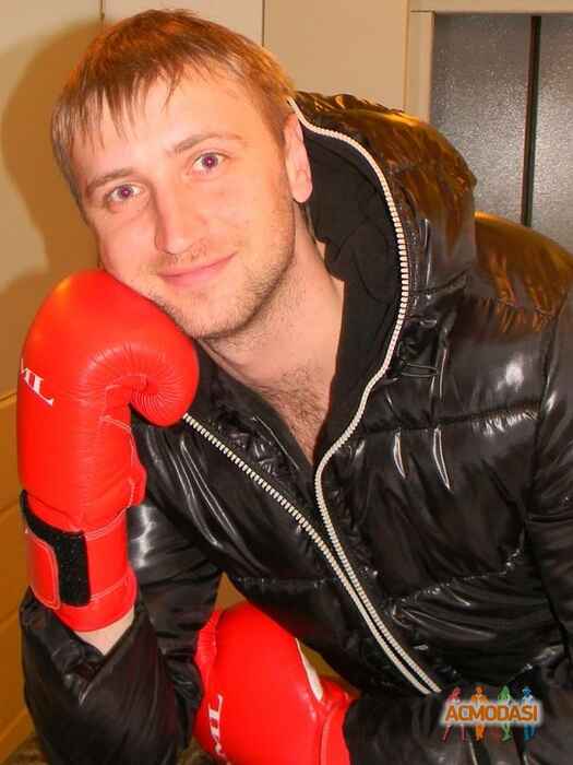 Алексанжр Анатольевич Кухаренко фото №334105. Загружено 26 Января 2013