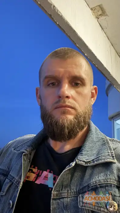 Dolf  LundGren фото №1939623. Загружено 27 Октября 2025