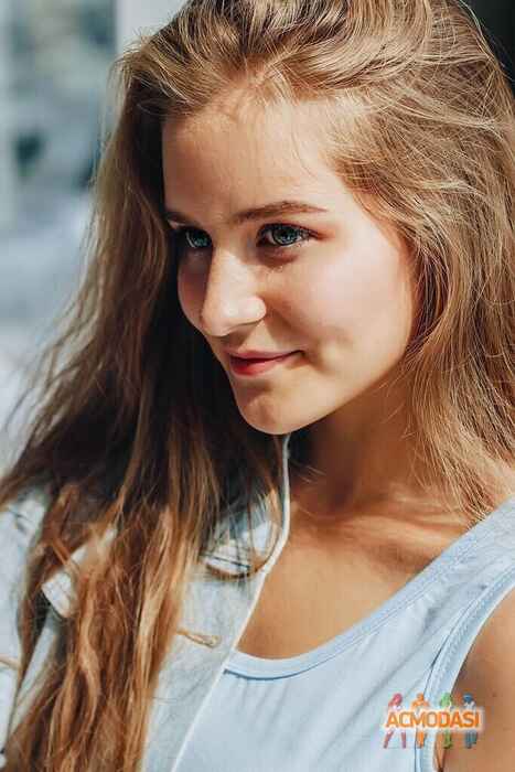 Adelina  Sharafeeva фото №1548723. Загружено 10 Декабря 2019