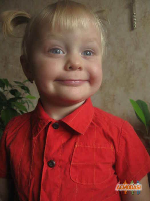 Анастасия Леонидовна Зенькевич фото №535488. Загружено 18 Ноября 2013