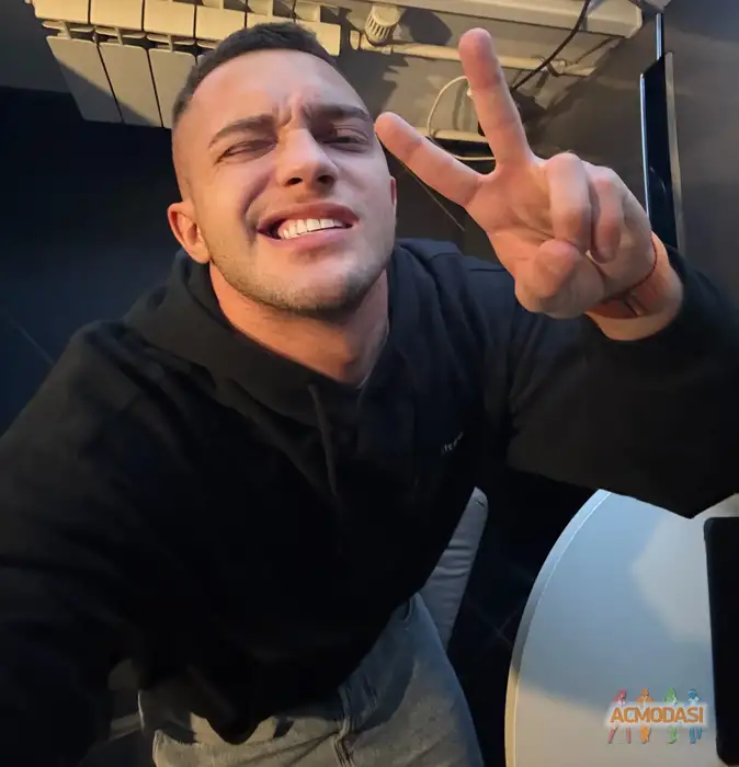 Андрей  Спасенников фото №1938659. Загружено 14 Октября 2025