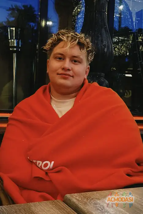 Виталий   фото №1937318. Загружено 25 Сентября 2025