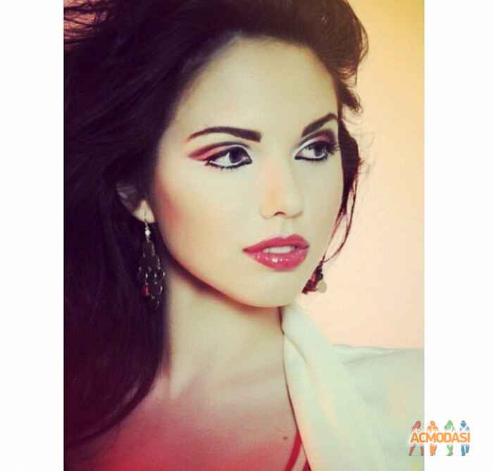 Полина Александровна Мороховец фото №761467. Загружено 28 Октября 2014