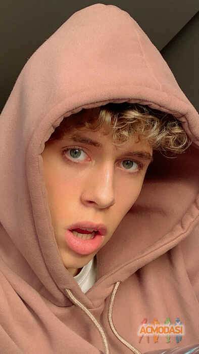 Максим Владимирович Пантелеев фото №1692388. Загружено 20 Марта 2021