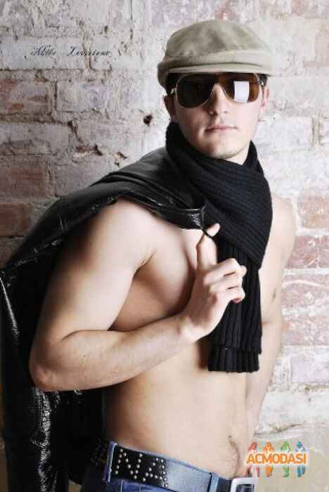 Варшам Араович Баласанян фото №148348. Загружено 13 Февраля 2012