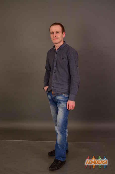 виталик  прикулис фото №1012333. Загружено 18 Марта 2016