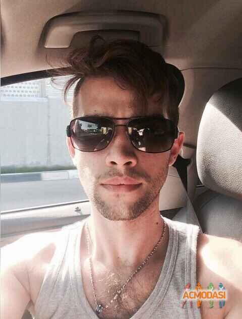 Дмитрий Ильич Во фото №905113. Загружено 13 Августа 2015