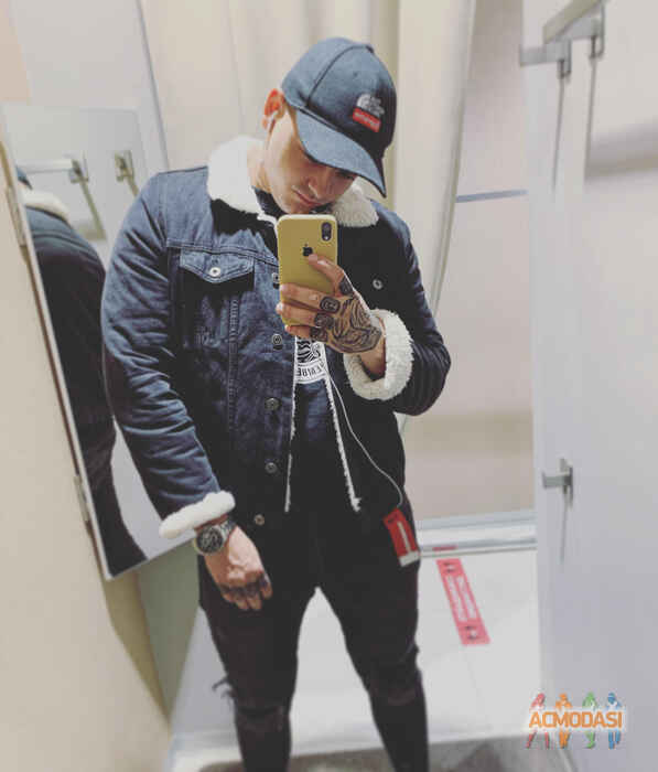 Артём  Ларионов фото №1651708. Загружено 30 Октября 2020