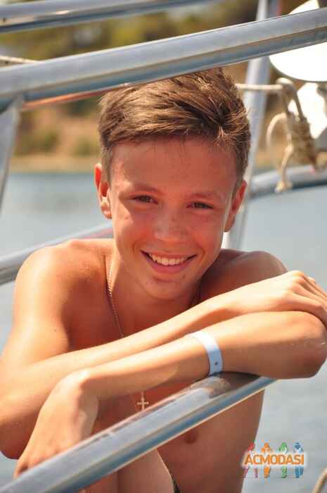 Сергей Русланович Лисовский фото №569370. Загружено 12 Января 2014