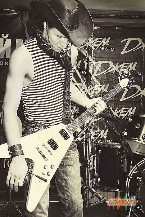 Костянтин Юрійович Левицький фото №610346. Загружено 07 Марта 2014