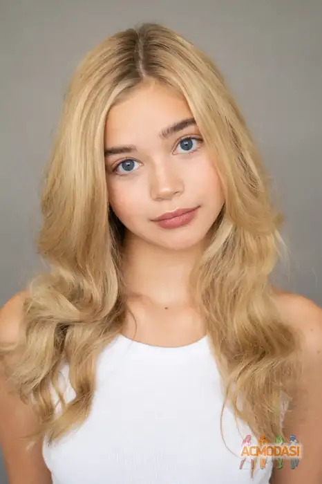 Вероника  Журавлева фото №1939371. Загружено 23 Октября 2025