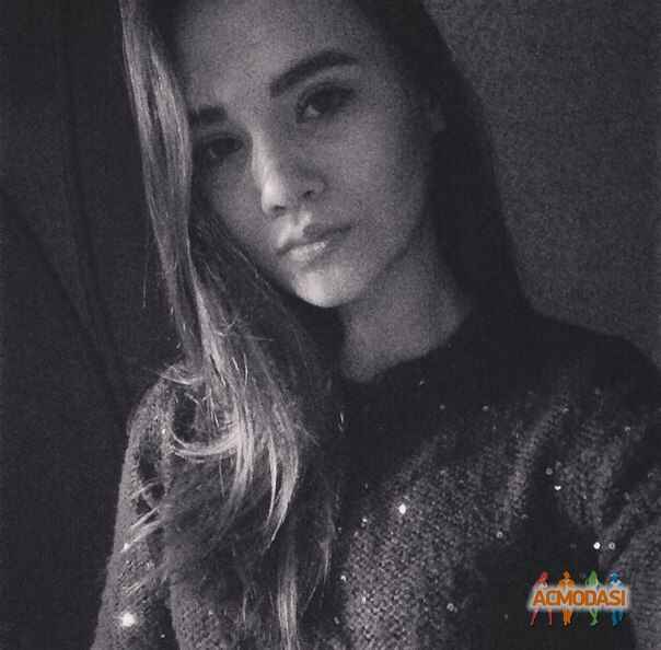 Арина  Руслановна фото №873613. Загружено 14 Июня 2015