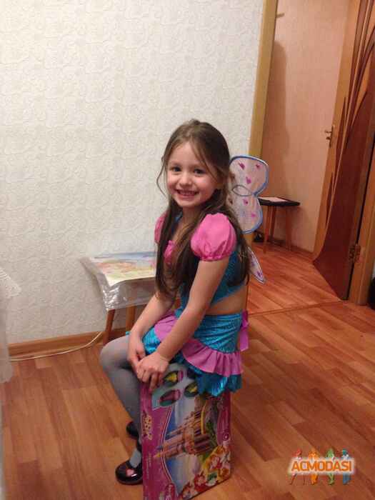 Виктория Денисовна Михайлова фото №800007. Загружено 10 Января 2015