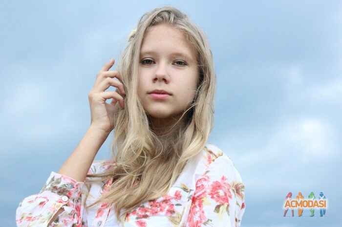 Оля   фото №571135. Загружено 14 Января 2014