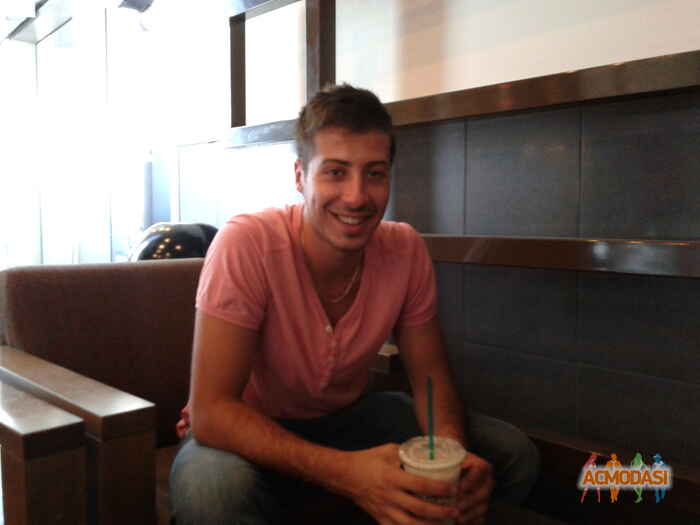 Oguzhan  Guver фото №264647. Загружено 03 Октября 2012