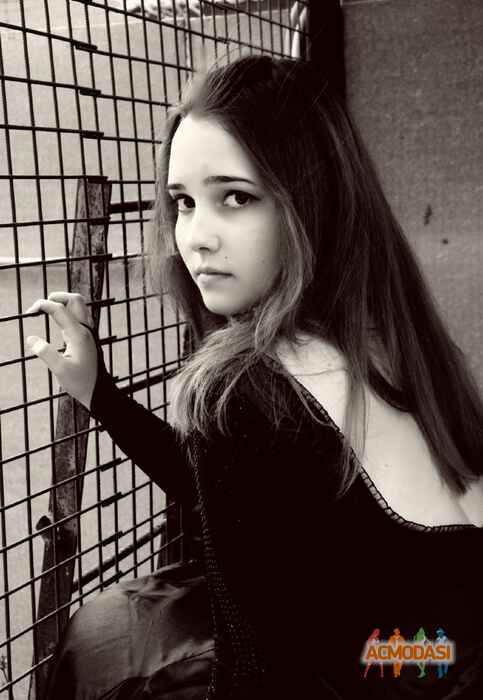 Полина Андреевна Шушпанова фото №400887. Загружено 05 Мая 2013