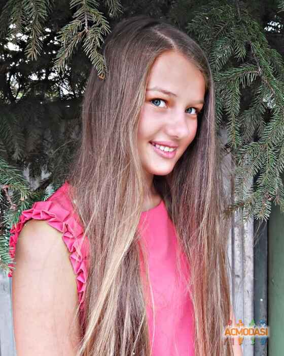 Арина  Зайцева фото №1626946. Загружено 07 Августа 2020