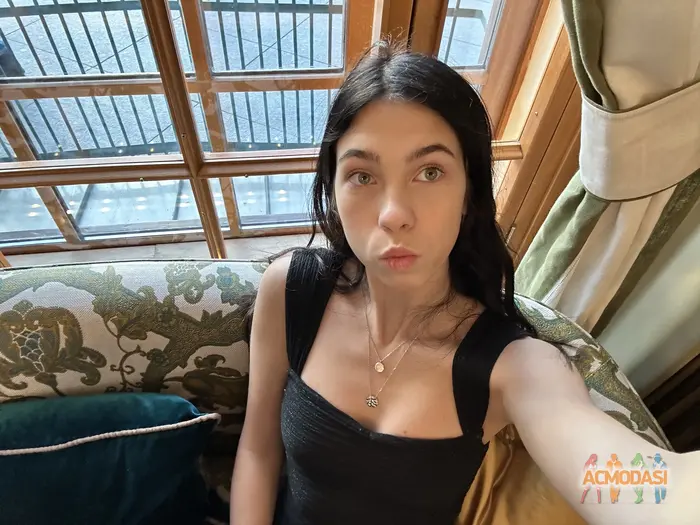 Елизавета  Мительглик фото №1916004. Загружено 07 Января 2025