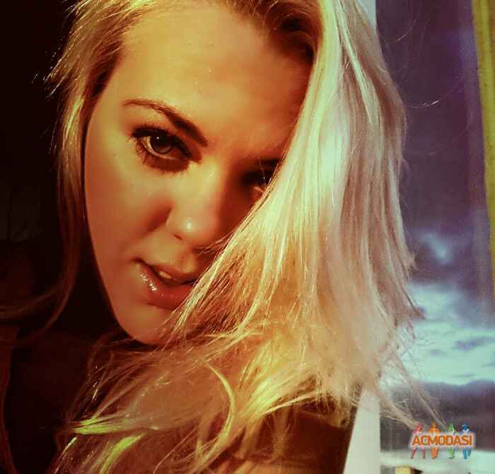 Виктория Игоревна Стротцкая фото №537038. Загружено 20 Ноября 2013