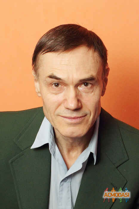 Юрий Викторович Оборотов фото №638175. Загружено 17 Апреля 2014