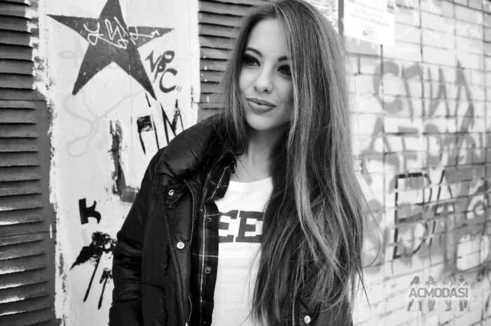 Алина Андреевна Анисимова фото №630871. Загружено 06 Апреля 2014