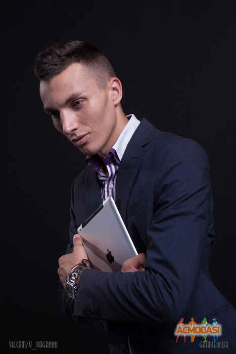 Хамрык Юрий Николаевич фото №435057. Загружено 25 Июня 2013