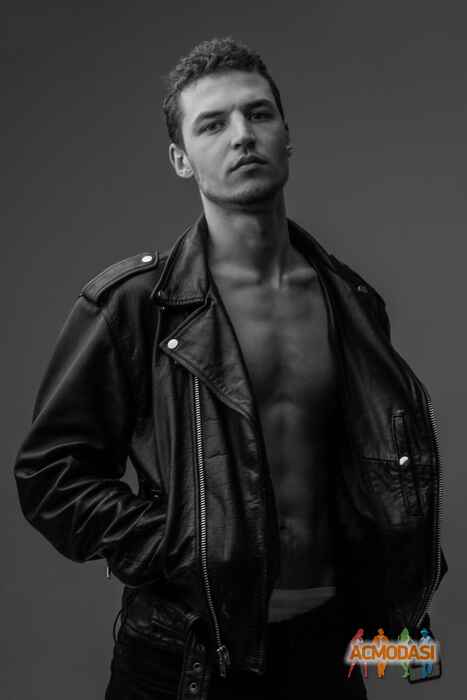 Алексей  Гуров фото №1627459. Загружено 08 Августа 2020