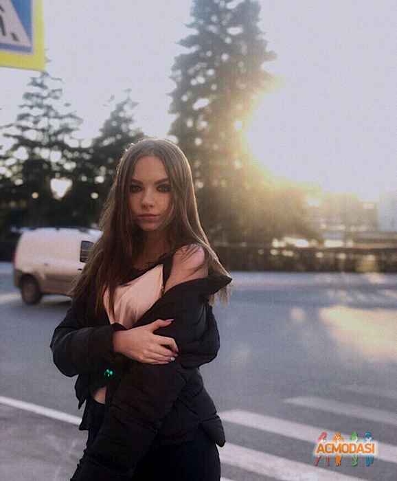 Дарья Витальевна Буренкова фото №1528950. Загружено 20 Октября 2019