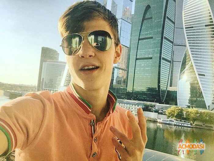 Альберт Радикович Басыров фото №953689. Загружено 12 Ноября 2015