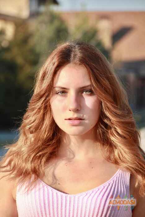 Sofia  Lorenzini фото №1702133. Загружено 25 Апреля 2021