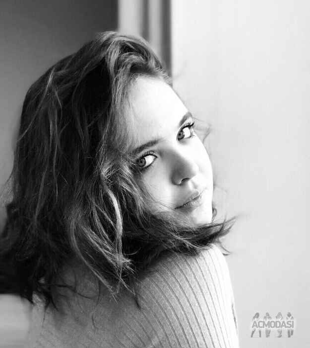 Яна  Назаренко фото №1698466. Загружено 09 Апреля 2021