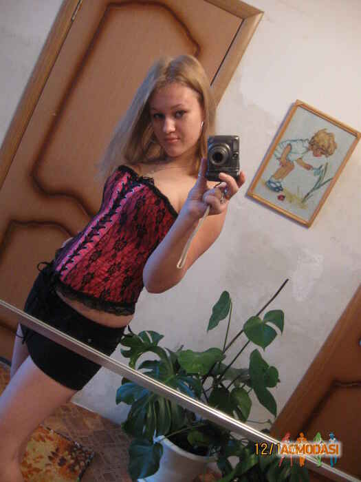 Полина Игоревна Резник фото №453211. Загружено 22 Июля 2013