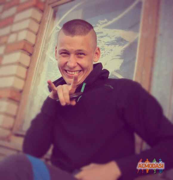 Волков  Илья фото №491867. Загружено 15 Сентября 2013