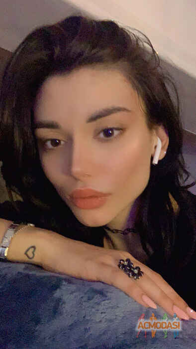 Аниса  Омарова фото №1719817. Загружено 01 Июля 2021