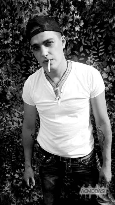 Серж  Госни фото №70544. Загружено 13 Сентября 2011