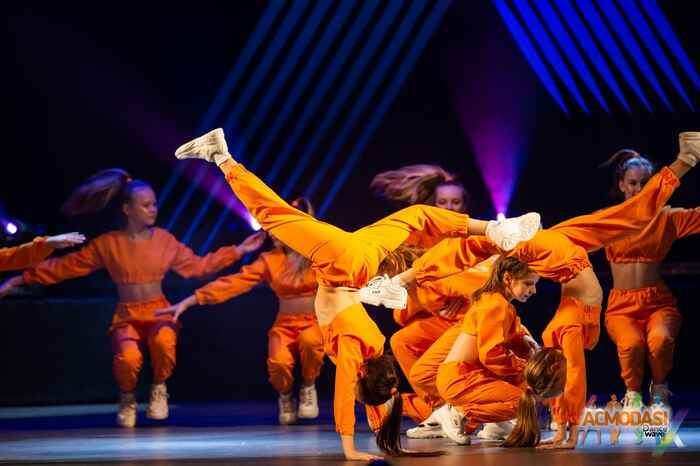 Танцевальная группа ИNВЕРСИЯ   фото №1629351. Загружено 14 Августа 2020