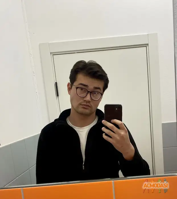 Шах  Эргашбоев фото №1944173. Загружено 24 Декабря 2025