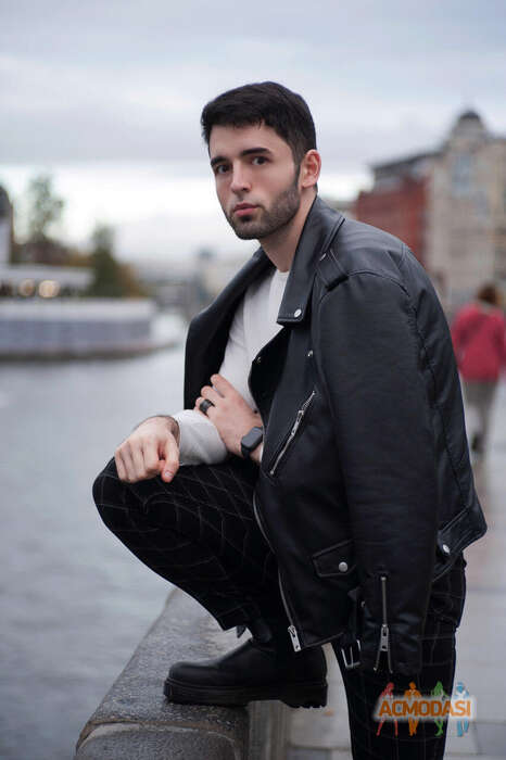 Мовсар  Макаев фото №1824637. Загружено 19 Октября 2022