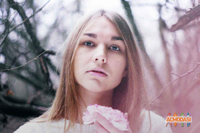 Гелла  Сенская фото №564764. Загружено 08 Января 2014