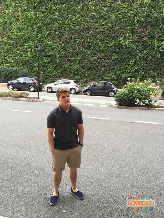 Артем Олегович Захаров фото №923132. Загружено 18 Сентября 2015