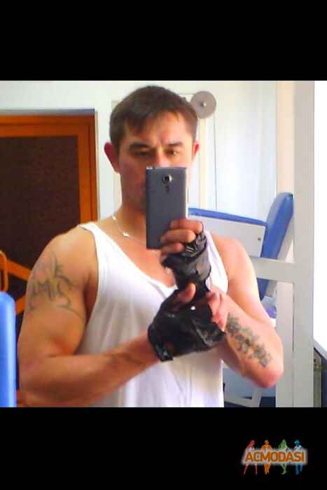 Вова  Николаев фото №946906. Загружено 29 Октября 2015