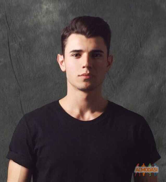 Рустем   фото №1642157. Загружено 28 Сентября 2020