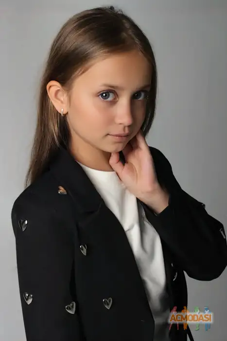 Злата Богановна Парасоцкая фото №1942372. Загружено 26 Ноября 2025