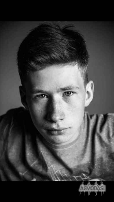 Артём  Станиславович фото №884646. Загружено 10 Июля 2015