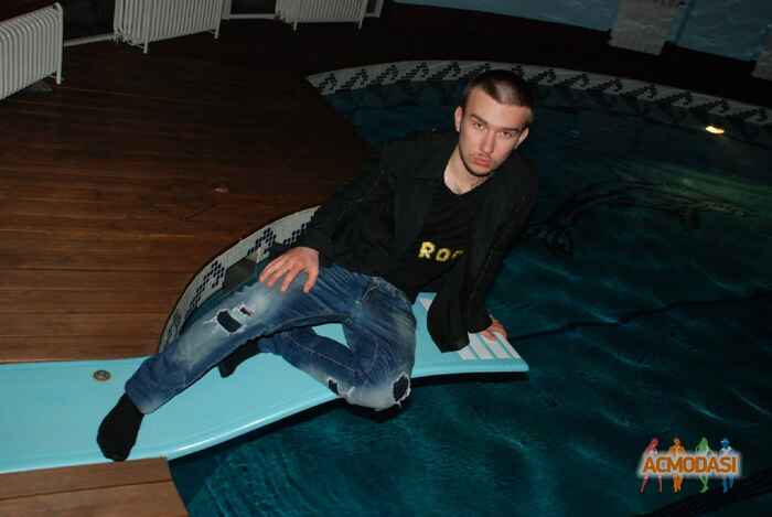 Максим Эдуардович Мирзоянц фото №142548. Загружено 03 Февраля 2012