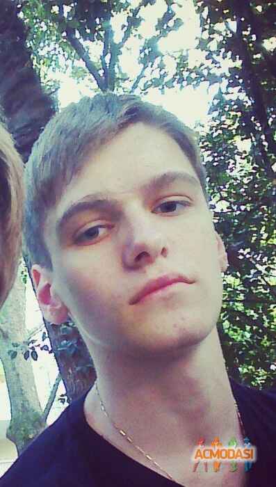 Путько Даниил Романович фото №528638. Загружено 08 Ноября 2013