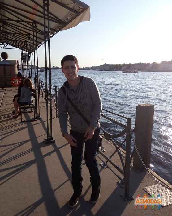 Артём   фото №1384709. Загружено 18 Октября 2018